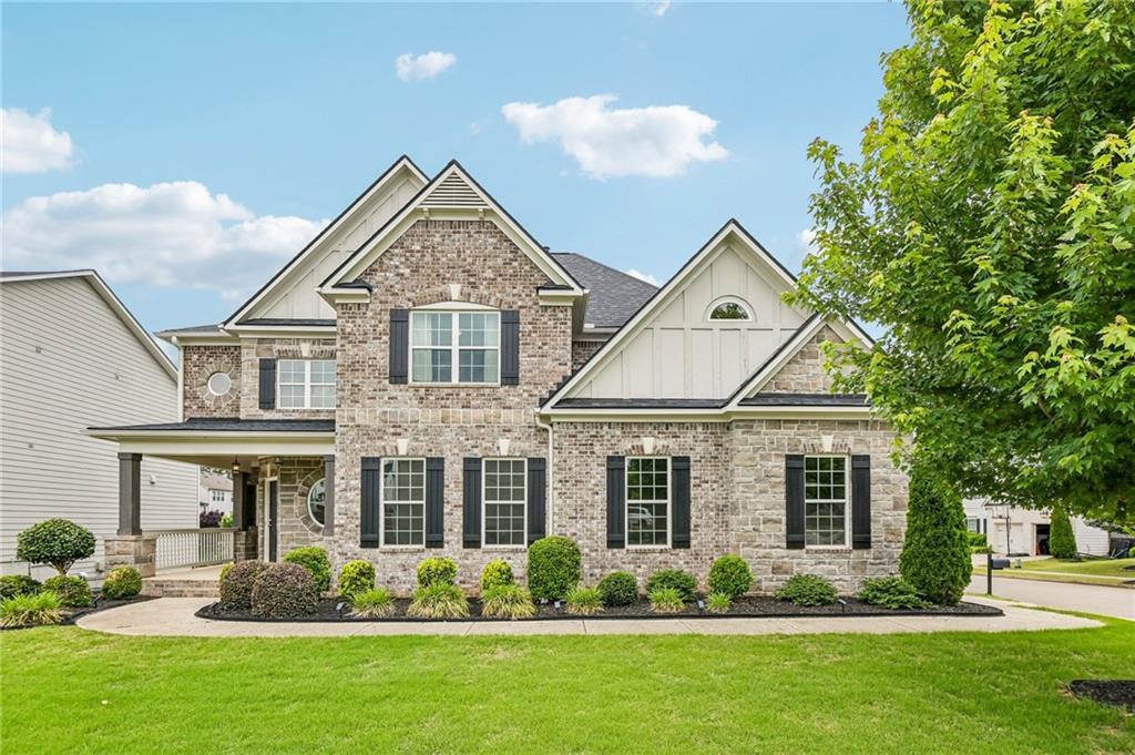 129 Edinburgh Dr., Canton, GA 30115