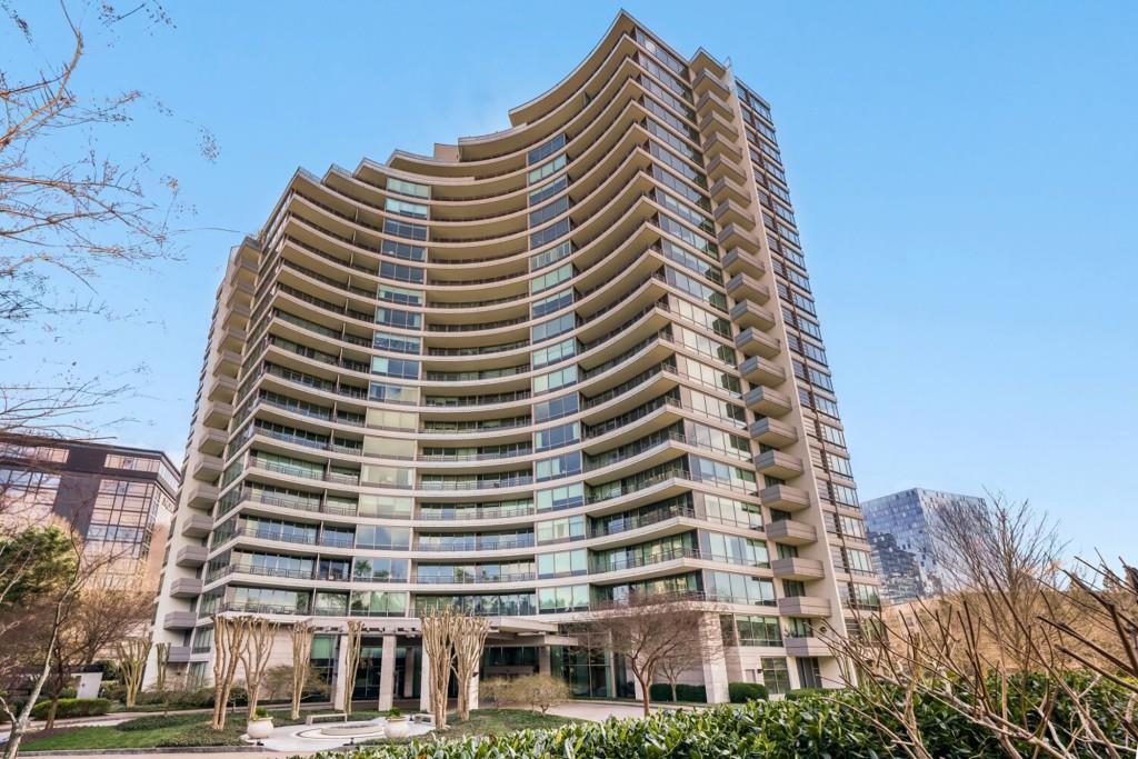 700 Park Regency Pl. #1207, Atlanta, GA 30326