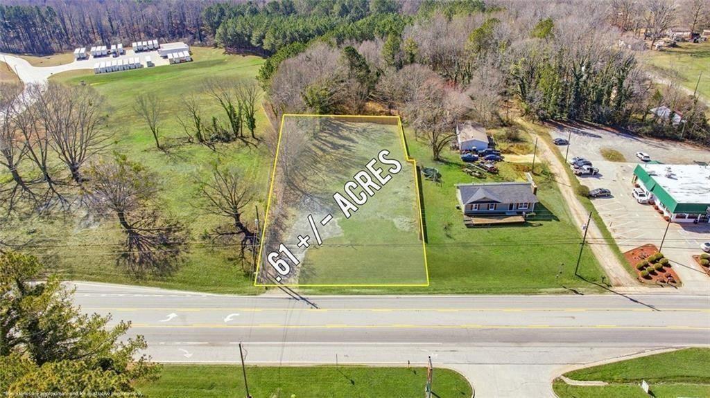 5323 Thompson Bridge Rd., Murrayville, GA 30564