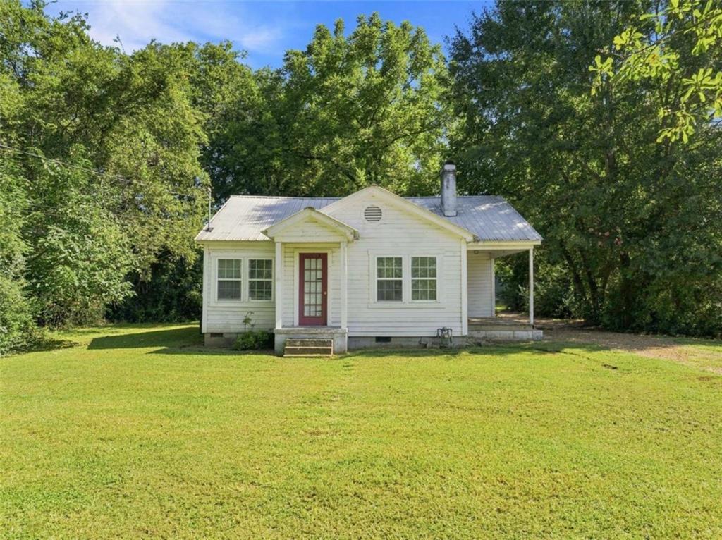 100 1st St., Summerville, GA 30747