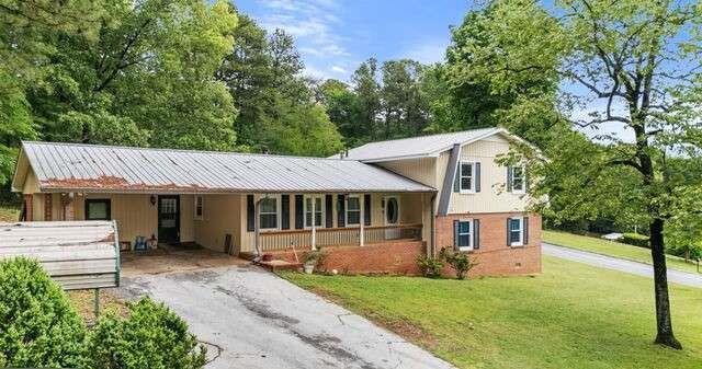 301 Briarwood Dr., Calhoun, GA 30701