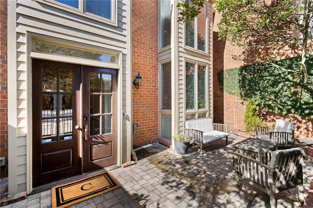 63 Willow Glen, Atlanta, GA 30342