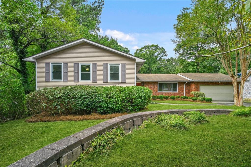 2145 Datona Dr., South Fulton, GA 30331