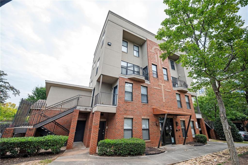 898 Oak St. #2001, Atlanta, GA 30310