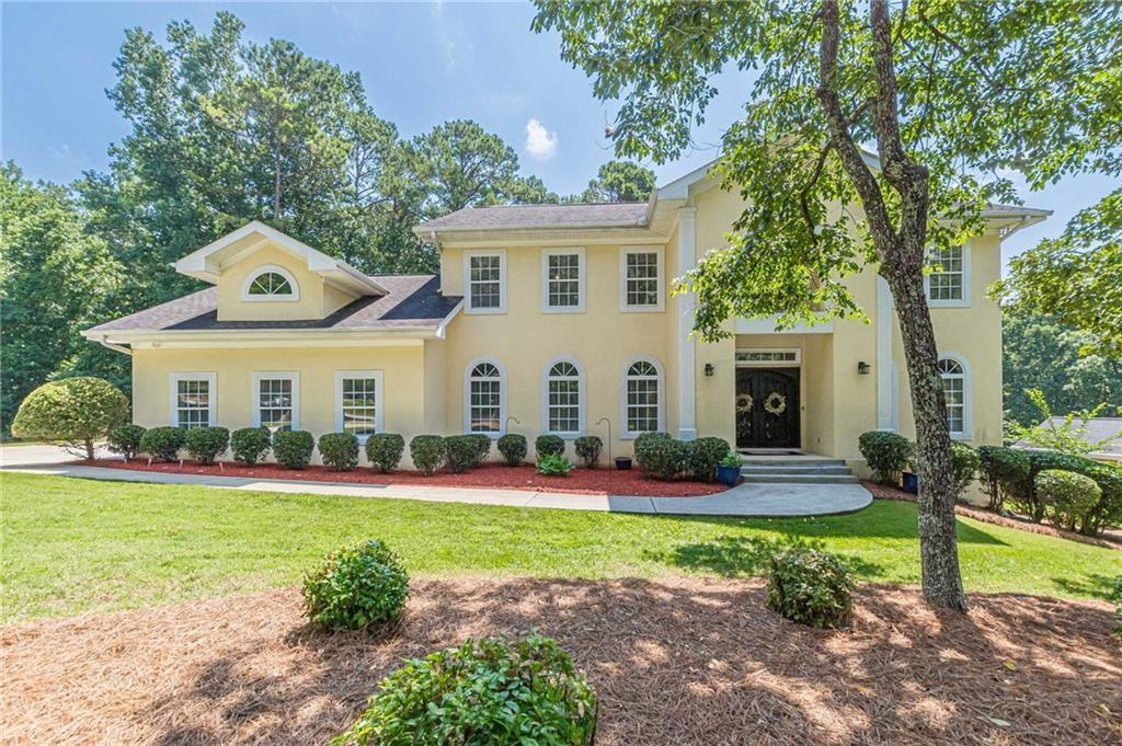 5950 Sequoia Ln., Douglasville, GA 30135