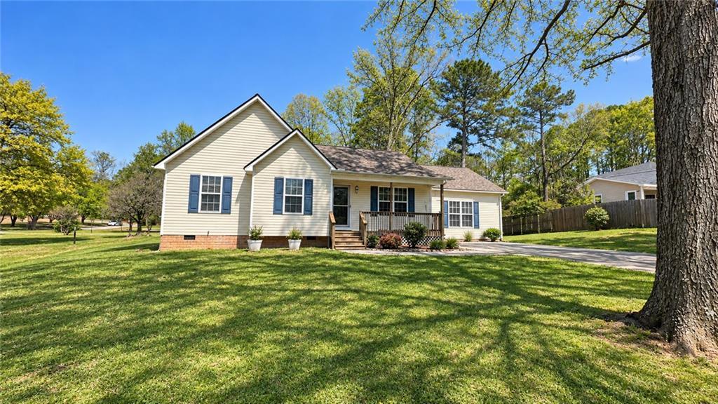 209 David Lake Road Nw, Calhoun, GA 30701
