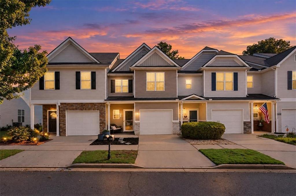 4612 Beacon Ridge Ln., Flowery Branch, GA 30542