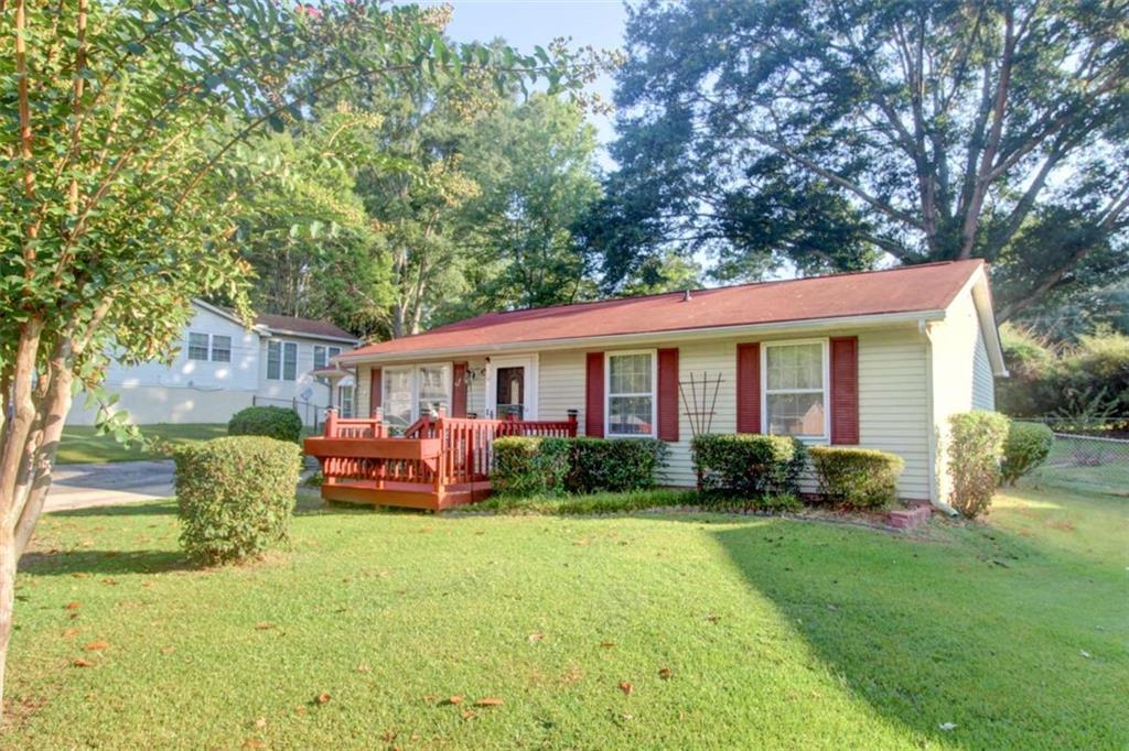 612 Tower Rd., Peachtree City, GA 30269