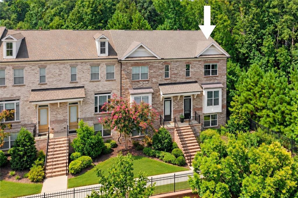 1016 Township Sq., Alpharetta, GA 30022