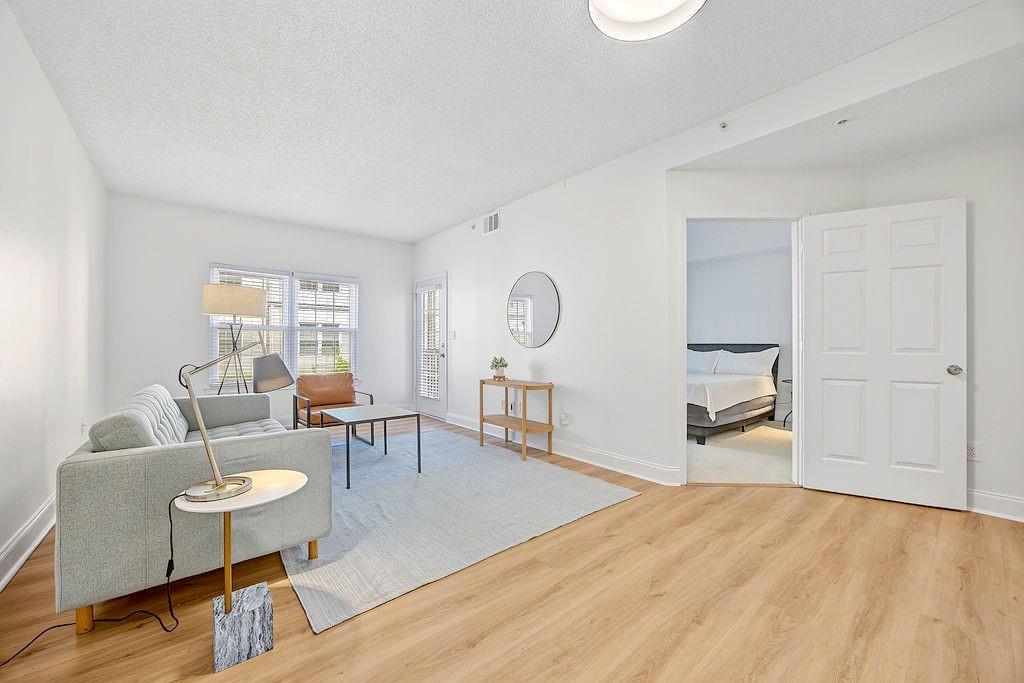 1075 Peachtree Walk #A301, Atlanta, GA 30309