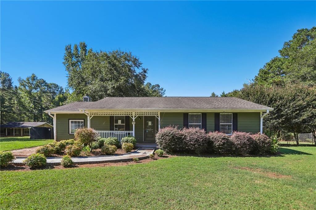888 Laney Rd., Locust Grove, GA 30248