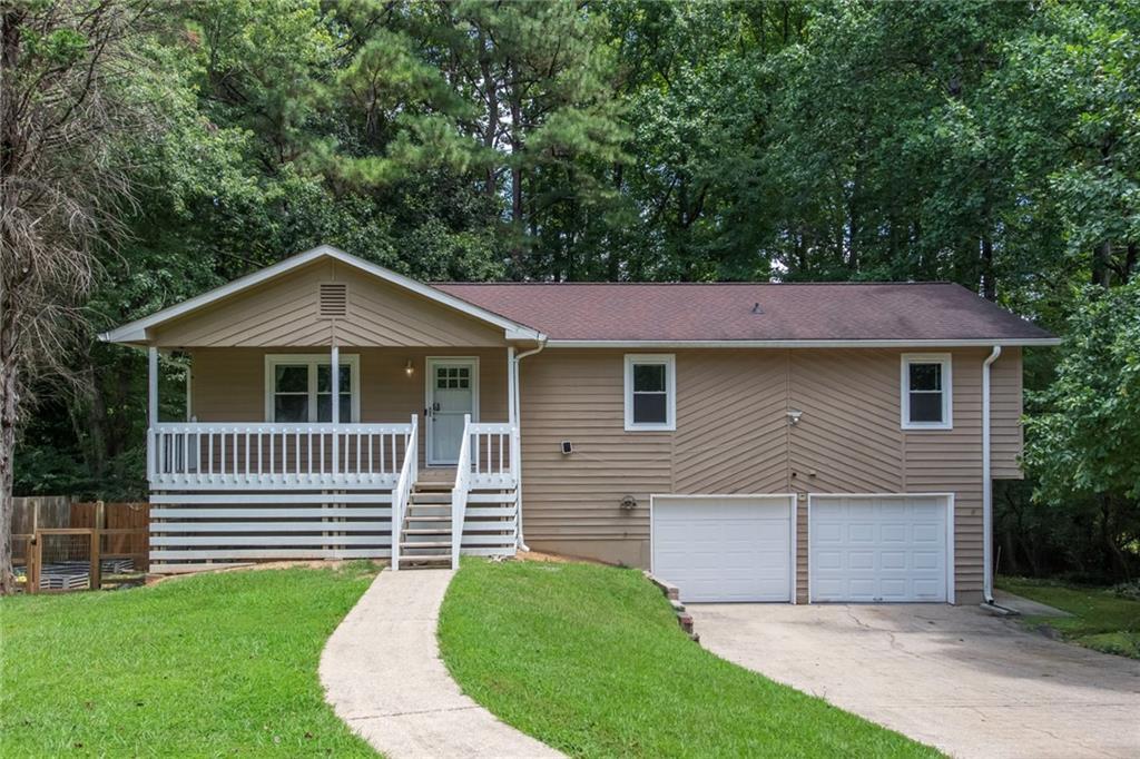 3125 Barrett Ct., Powder Springs, GA 30127