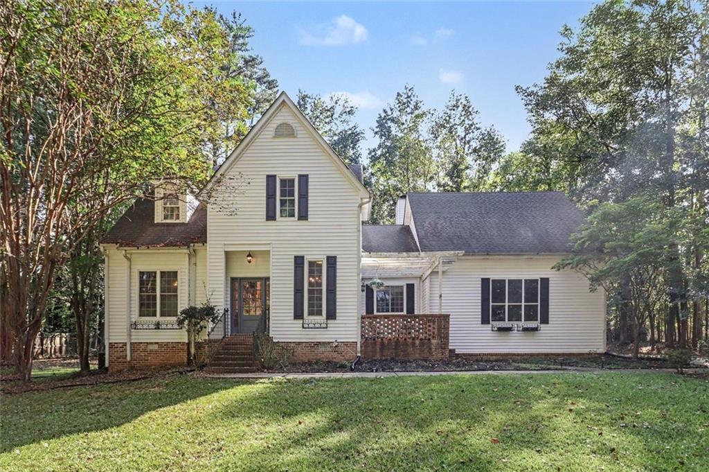180 Courtland Dr., Fayetteville, GA 30215