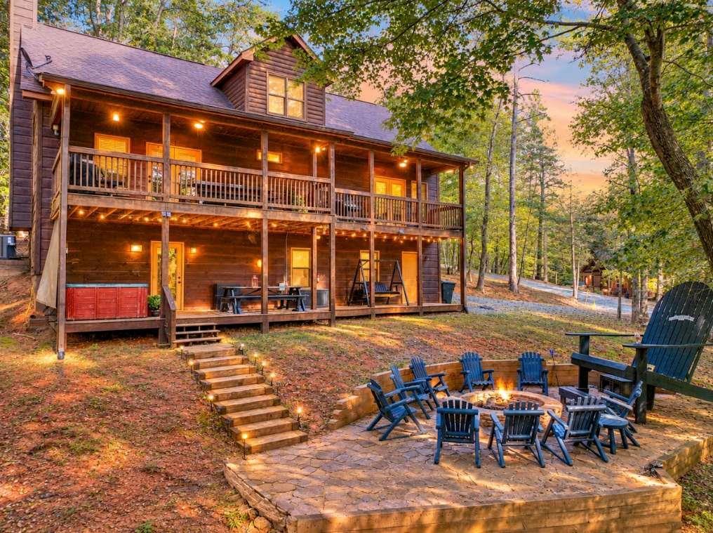 1503 Garnet Dr., Ellijay, GA 30540
