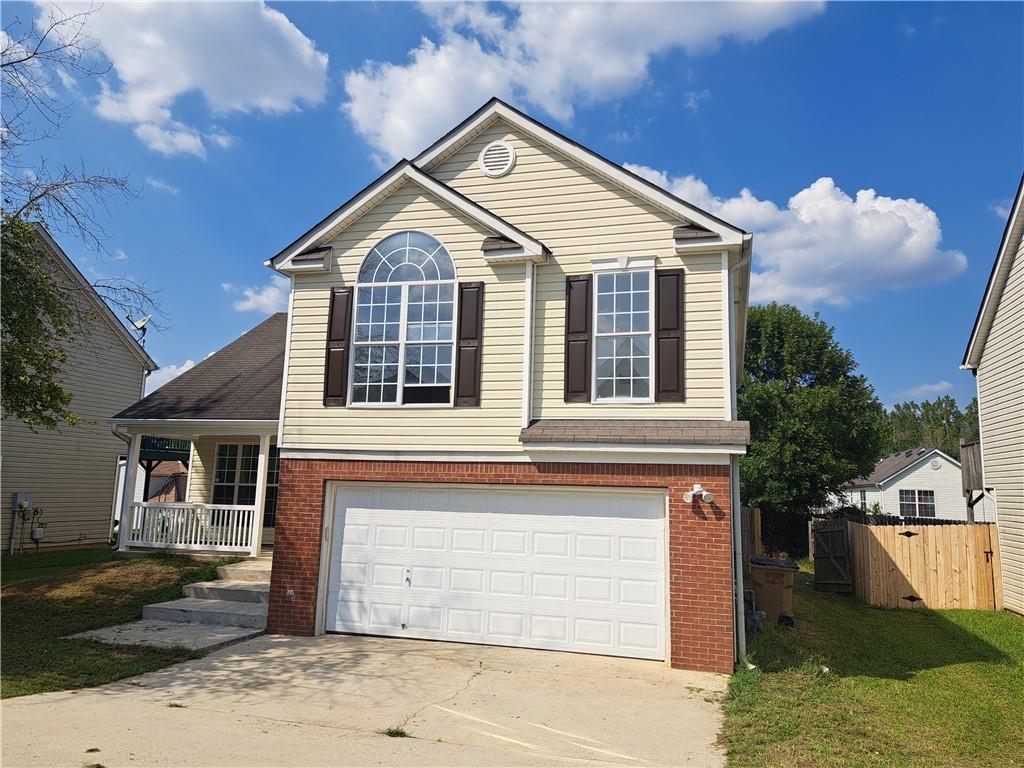 3328 Waggoner Pl., Rex, GA 30273