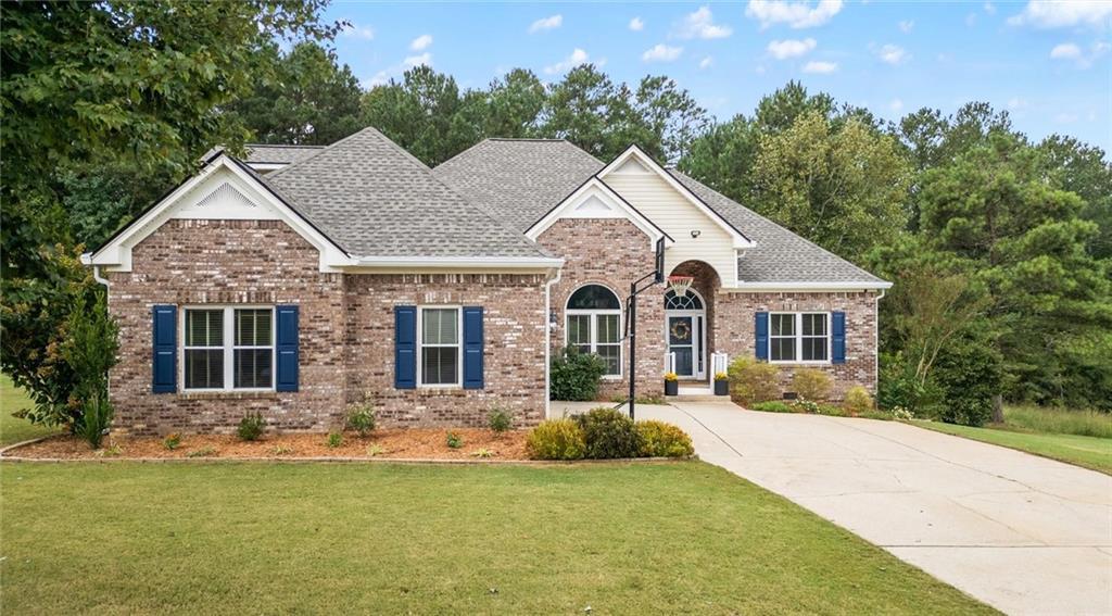 5025 Starla Ln., Douglasville, GA 30135