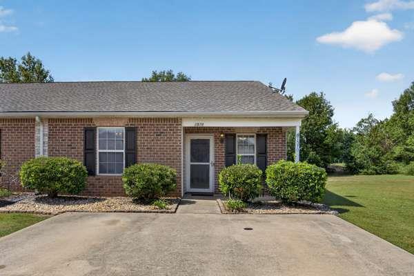 1570 Louise Anderson Dr., Griffin, GA 30224