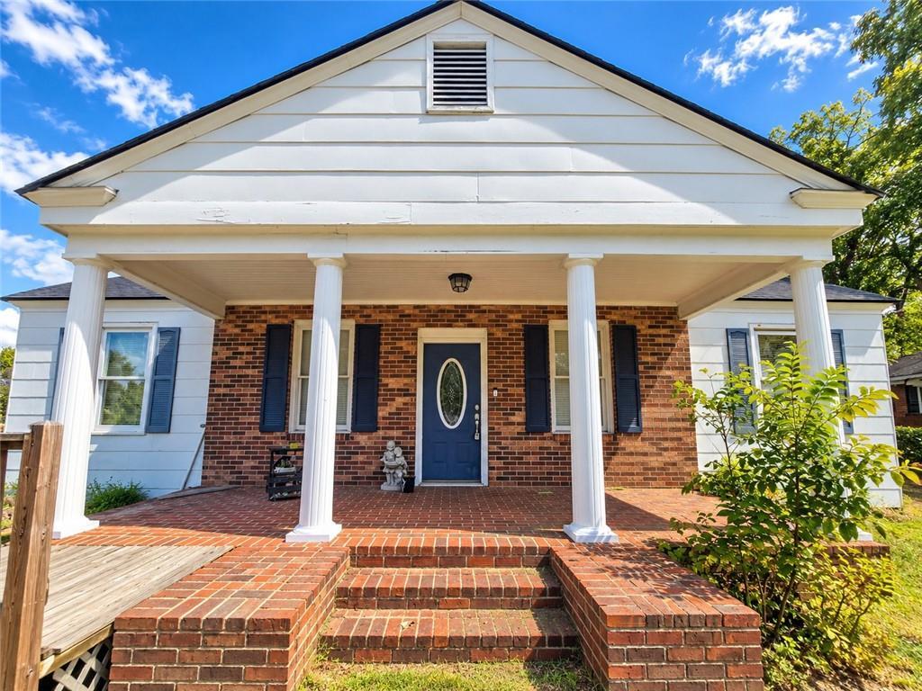 5828 Oak St., Eastman, GA 31023