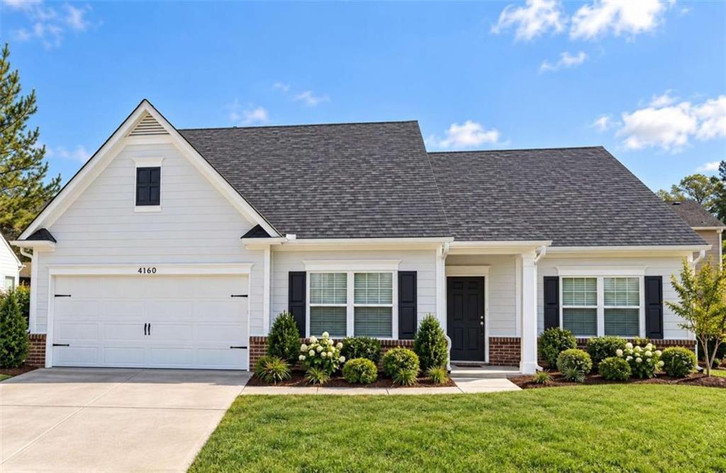 4160 Lindbergh Way, Rex, GA 30273
