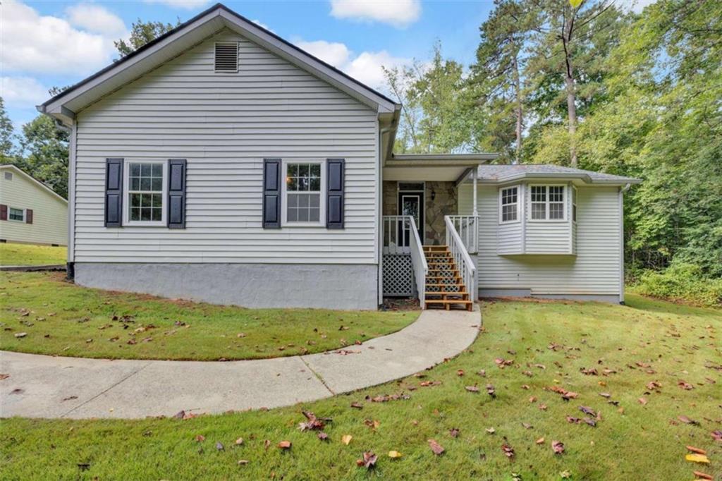 2067 Brandy Woods Dr., Conyers, GA 30013