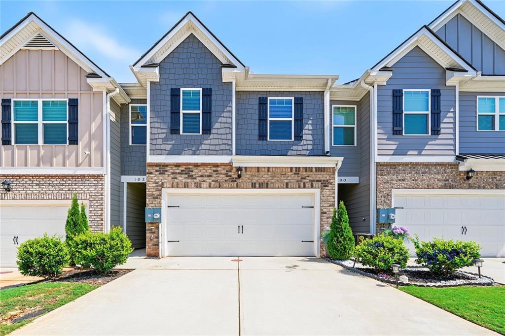 102 Hampton Cir., Mcdonough, GA 30253