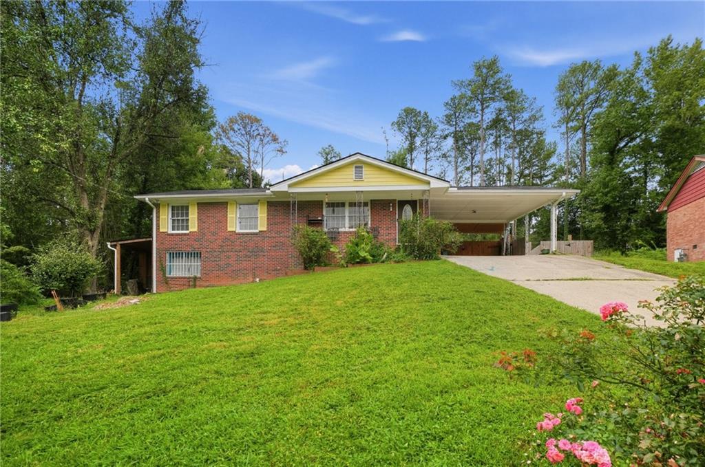 2147 Jones Rd., Atlanta, GA 30318