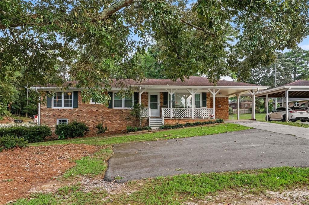5129 Hill Rd., Powder Springs, GA 30127