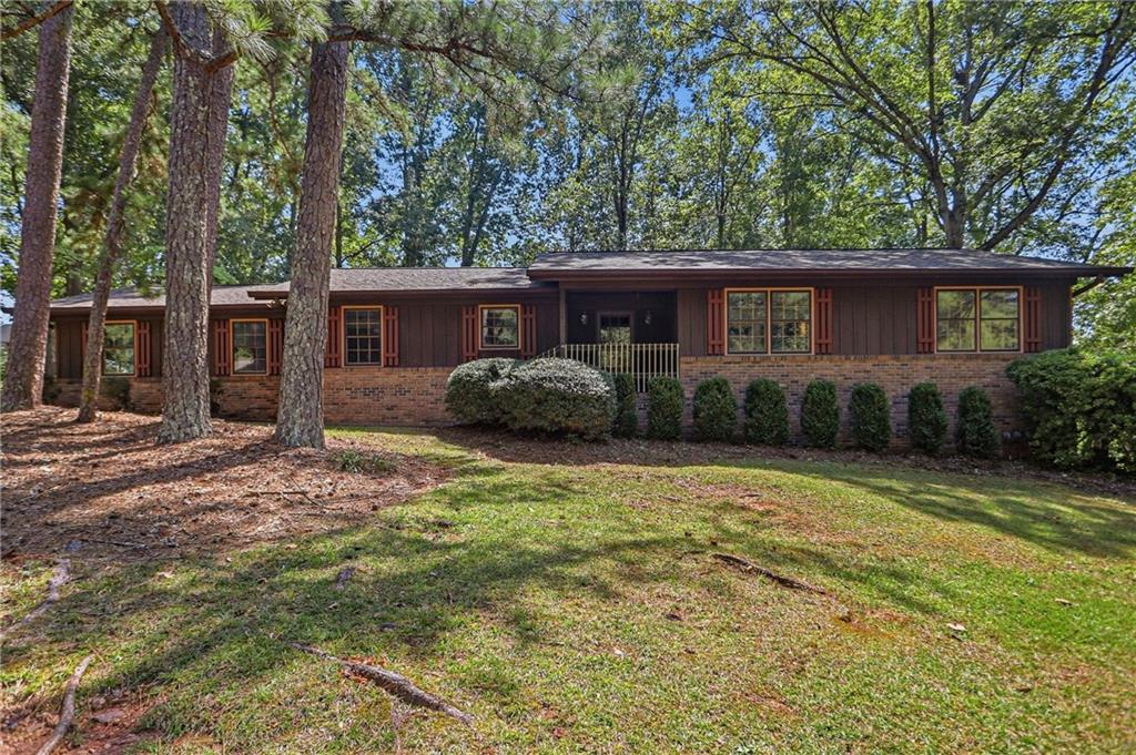 585 Buckeye Cir., Conyers, GA 30094