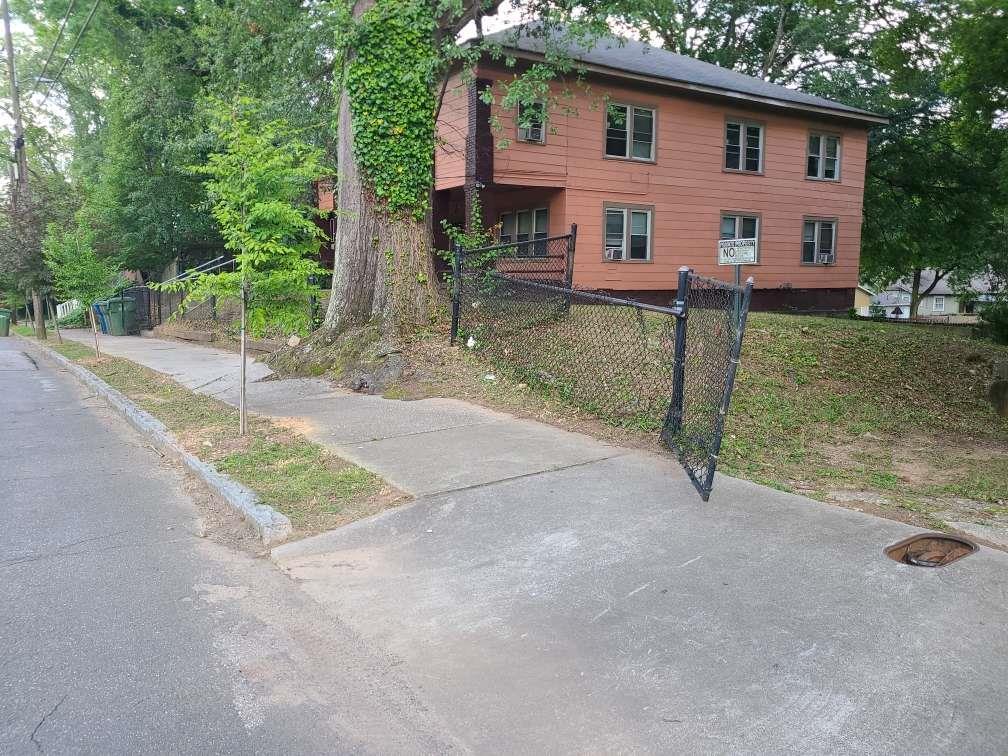 1138 SW Sells Ave., Atlanta, GA 30310