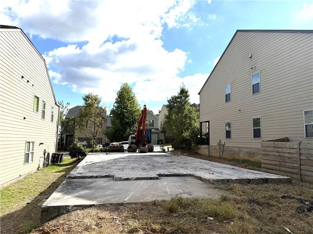 4215 May Apple Ln., East Point, GA 30349