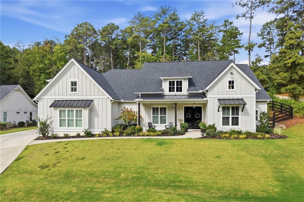 565 Mountain Rd., Woodstock, GA 30188