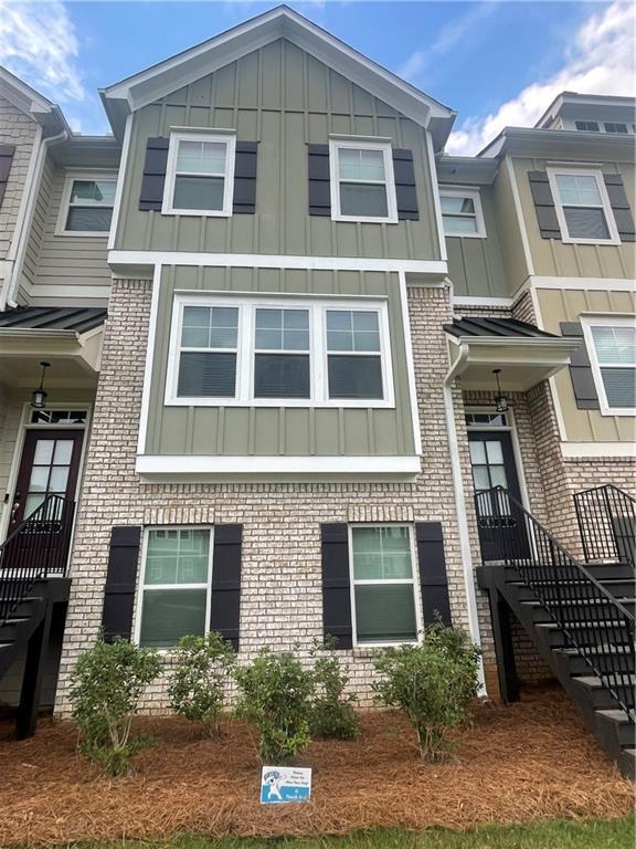 3320 Hedgeway Ct., Kennesaw, GA 30144