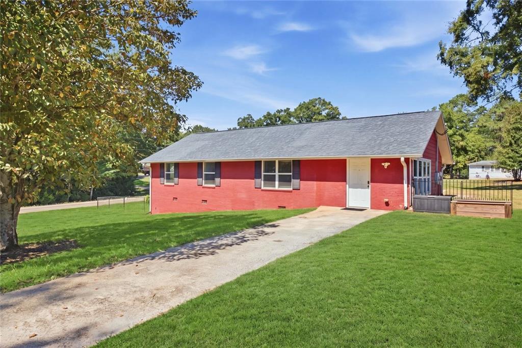 116 Smith St., Locust Grove, GA 30248