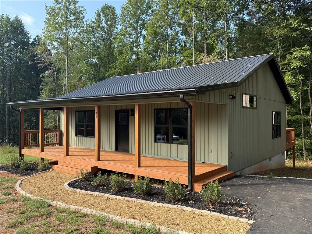 41 Buckhorn Tavern Rd., Dahlonega, GA 30533