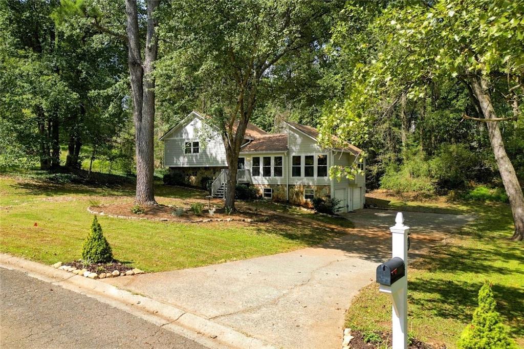5024 Gunners Run, Roswell, GA 30075