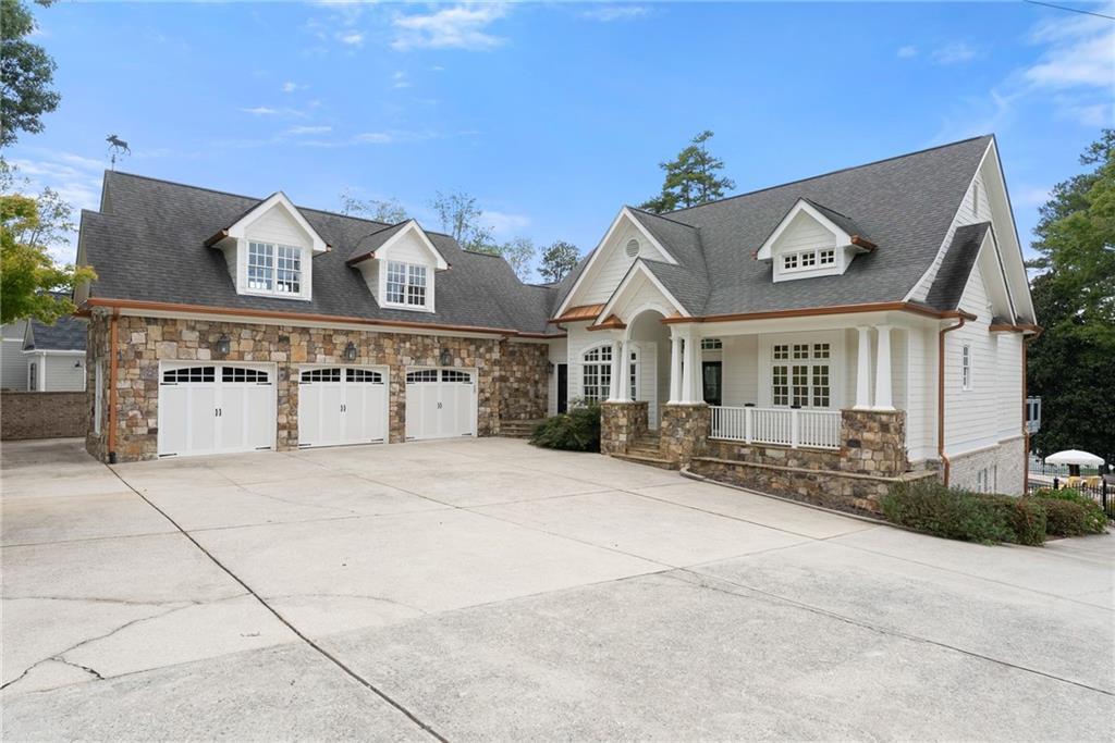 8190 Bennett Ln., Gainesville, GA 30506