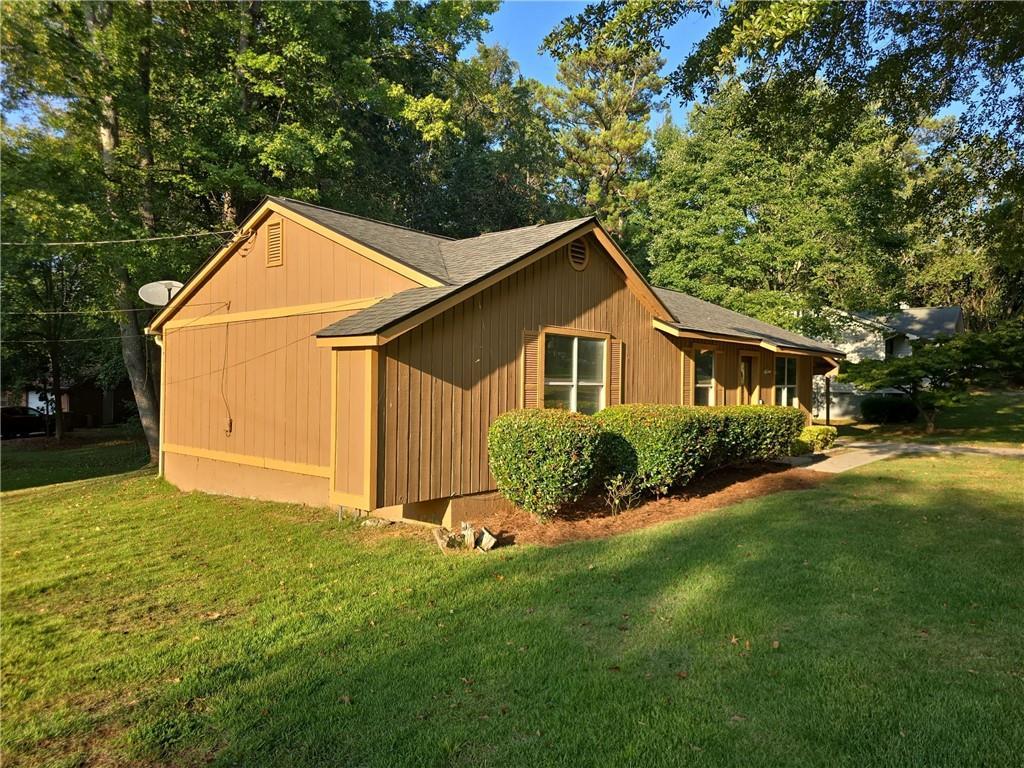 3118 Caliente Ln., Rex, GA 30273
