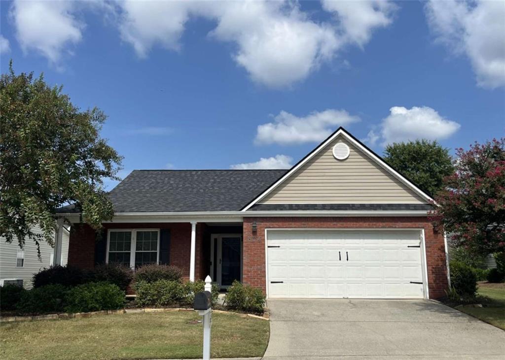 804 Village Pl., Loganville, GA 30052