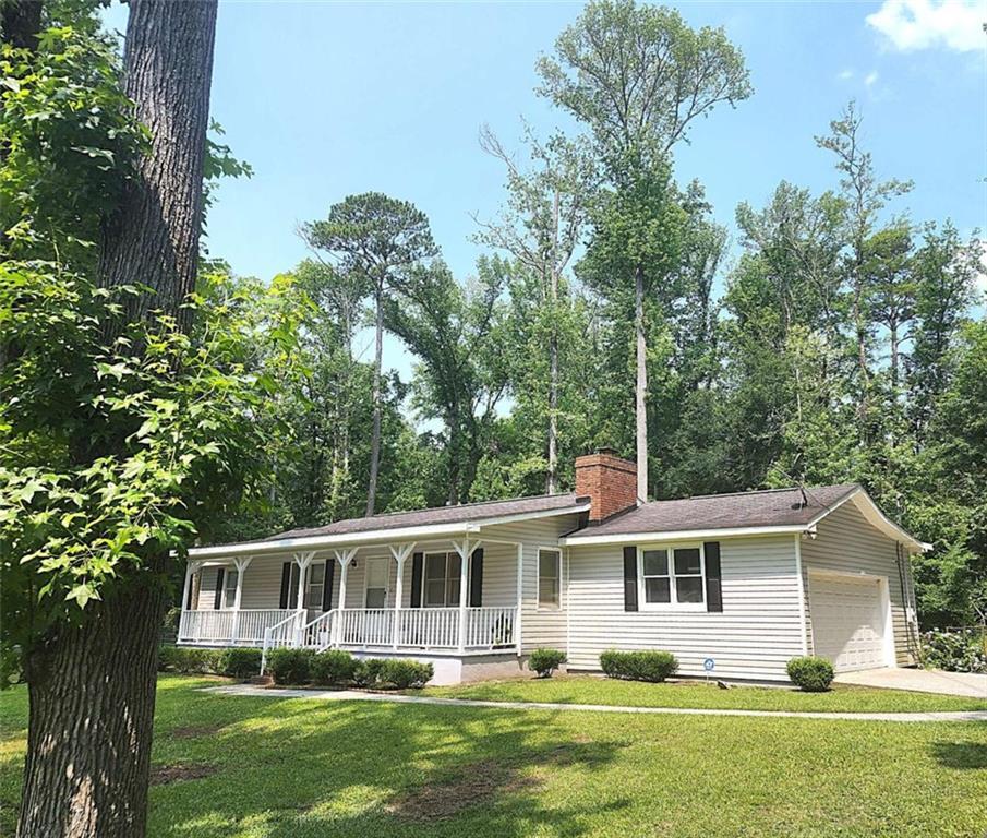 1129 Sandy Beach Dr., Macon, GA 31220