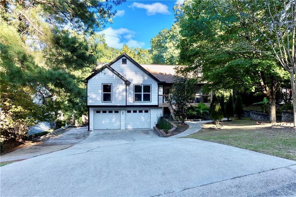 5507 Riverside Dr., Sugar Hill, GA 30518
