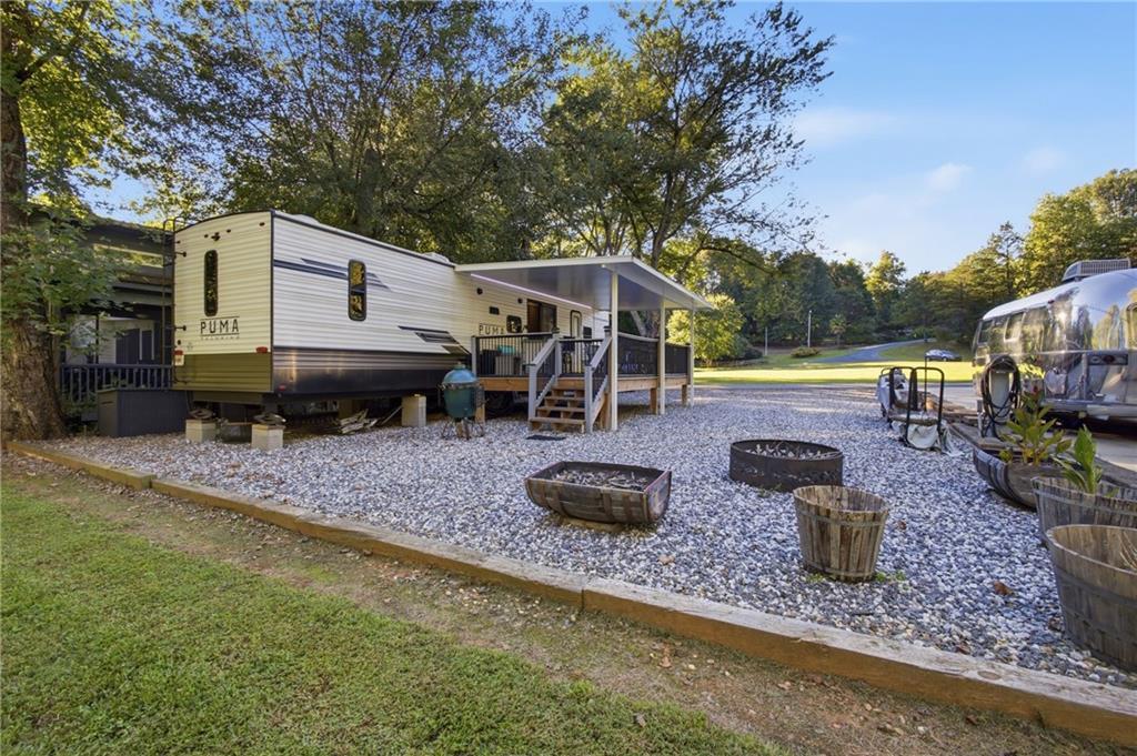 216 Big Rock Rd., Cleveland, GA 30528