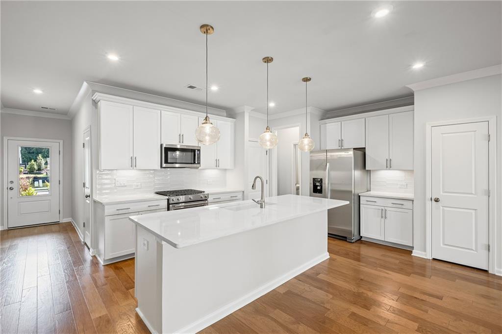5655 Tillman Way, Powder Springs, GA 30127