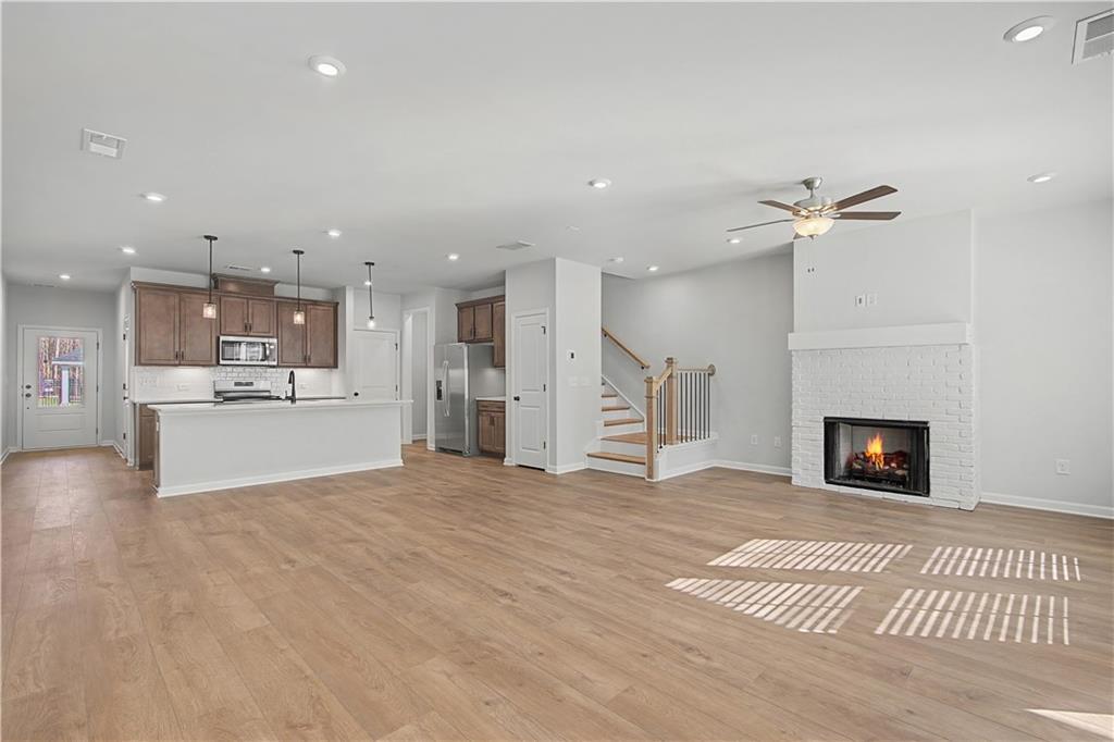 5665 Tillman Way, Powder Springs, GA 30127