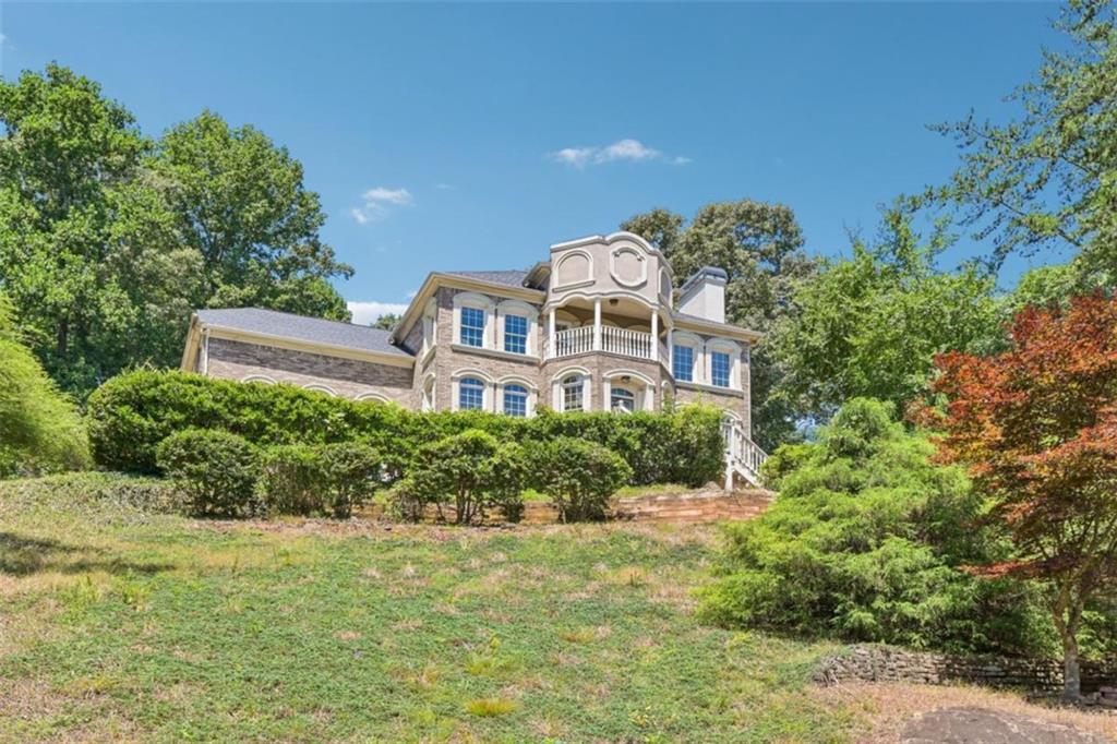 3230 Sweetwater Dr., Cumming, GA 30041