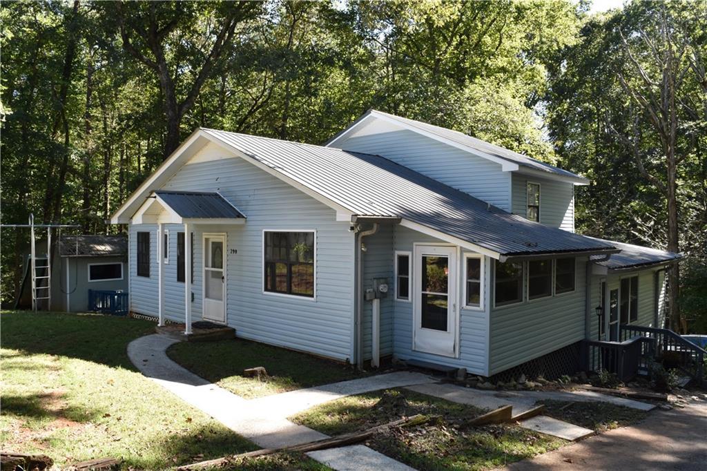 290 Emerald Dr., Clarkesville, GA 30523