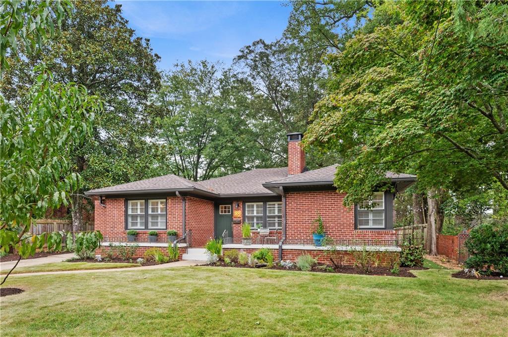 88 Clarendon Ave., Avondale Estates, GA 30002