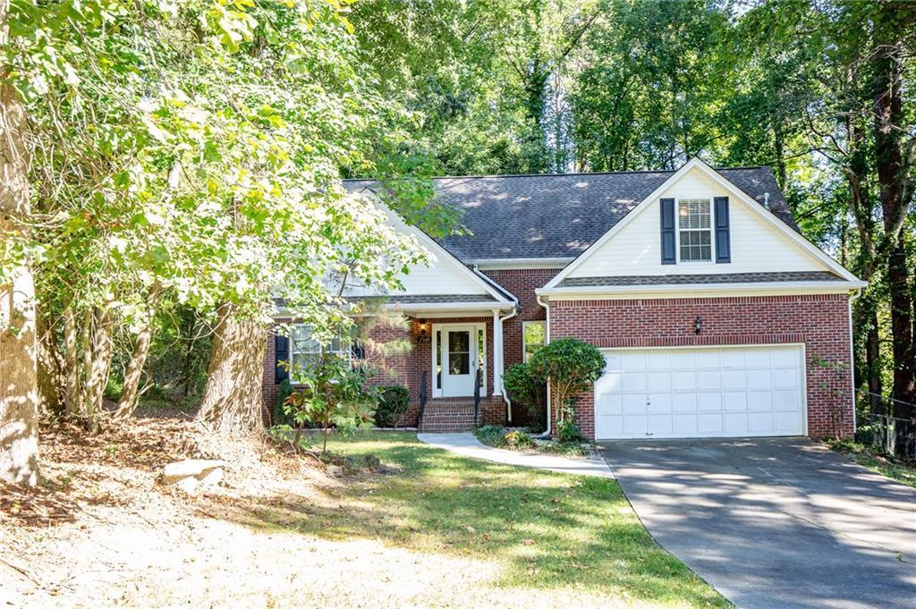 2584 Rockwood Way, Stone Mountain, GA 30087