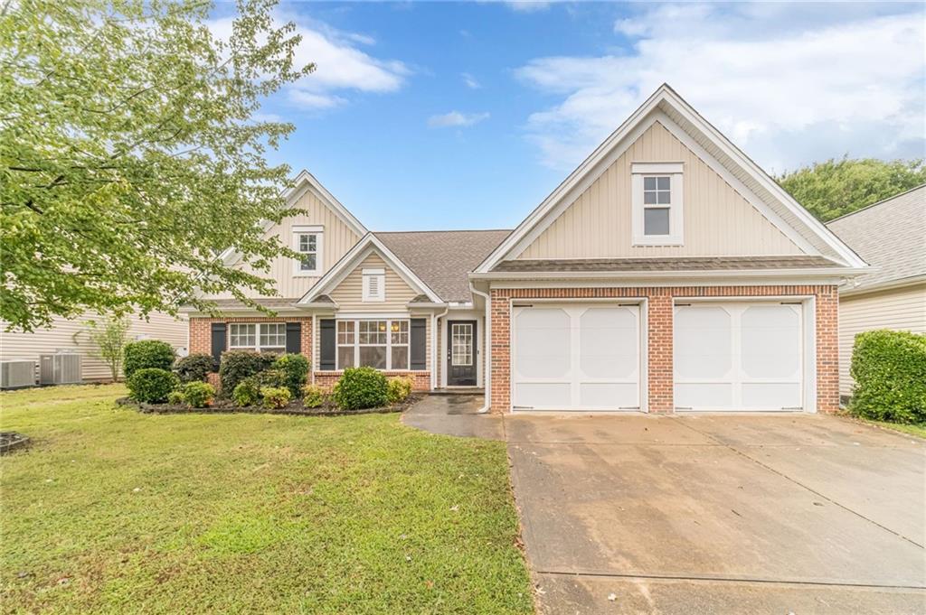 2463 Walnut Tree Ln., Buford, GA 30519