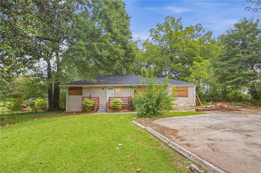 2004 Meadow Ln., Decatur, GA 30032