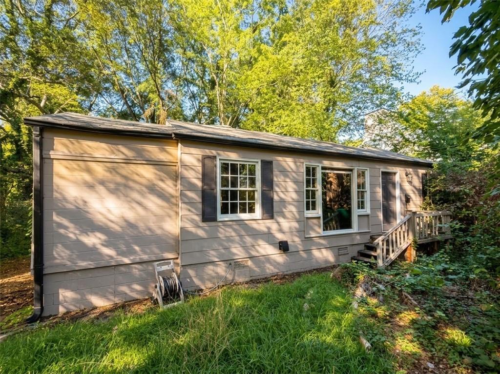 2133 Woodberry Ave., East Point, GA 30344
